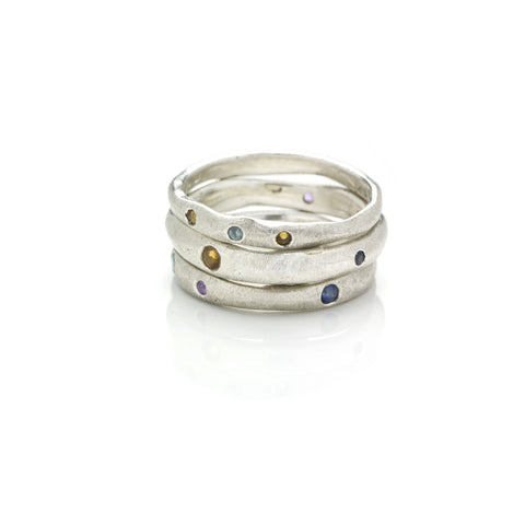 DD Workshop | Brushed silver ring Blessed with semi-precious stones - Kristina Goes West 
