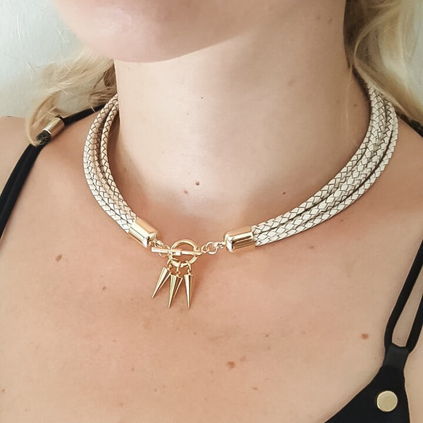 Two-in-one white natural leather choker and double bracelet | KRISTINAGOESWEST.COM - 4