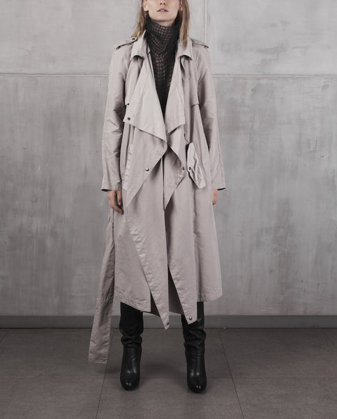Kristar - Almond beige transeasonal trench coat Anna French - Kristina Goes West - 1